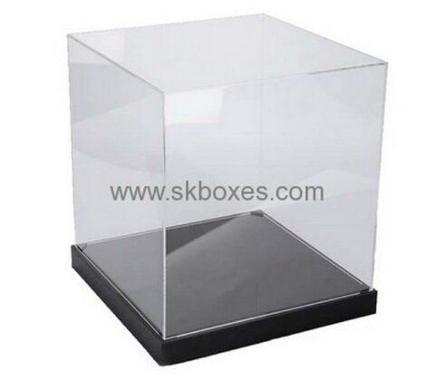 Bespoke acrylic store display cases BDC-1021