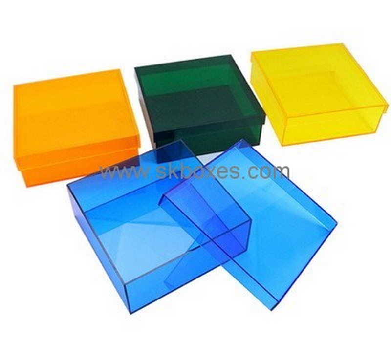 Customize lucite display cases BDC-1366