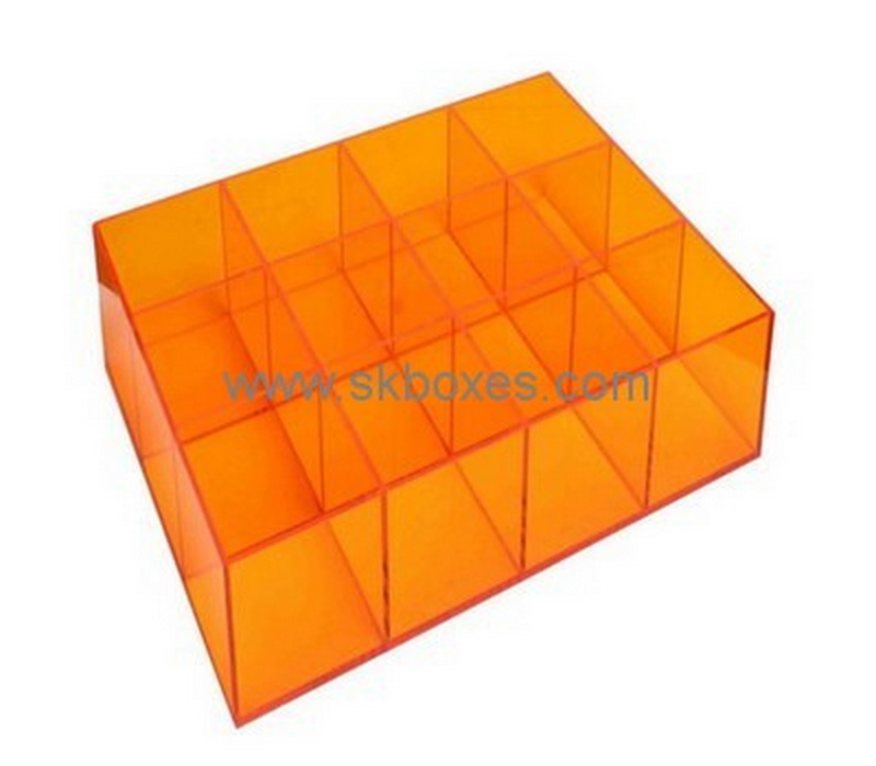 Customize lucite 12 compartment box BDC-1472