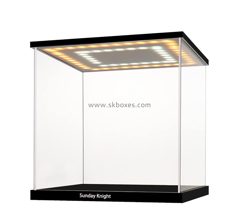 Custom wholesale acrylic toys LED display case BLD-099