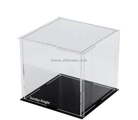 Wholesale custom acrylic 5 sided display case with black base BDC-2429